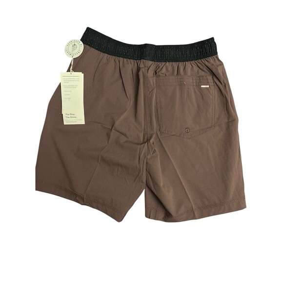 Vuori Men’s Kore Lined Shorts 7.5" Inseam Color Chestnut Brown Small New - Picture 2 of 4